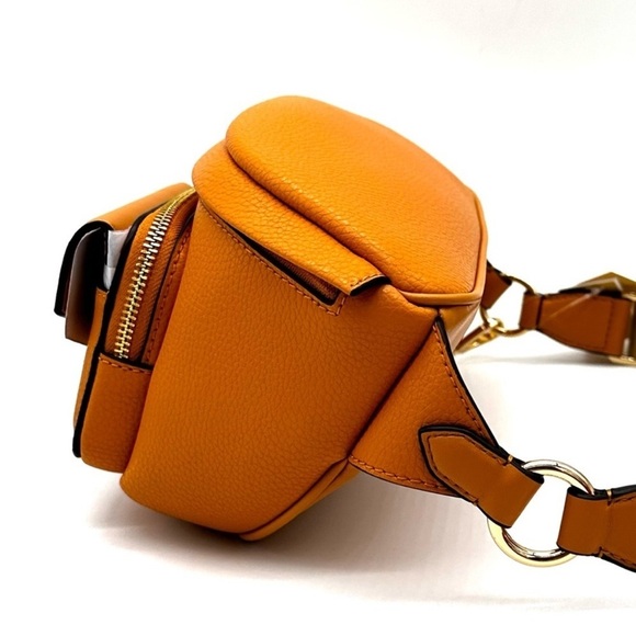 Michael Kors Maisie Large 2 in 1 Sling Pack Crossbody Bag Cider - Picture 4 of 11